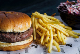 Skal kontoret have burger til frokost?